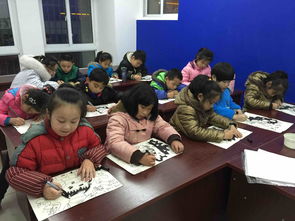 皖林书画室 在安庆e网discuz平台点亮孩子们的绘画梦想